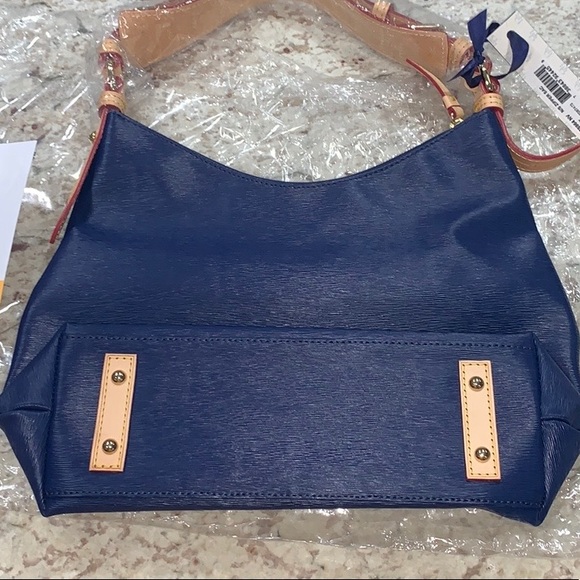 New with Tags Authentic Dooney & Bourke purse - Picture 2 of 5